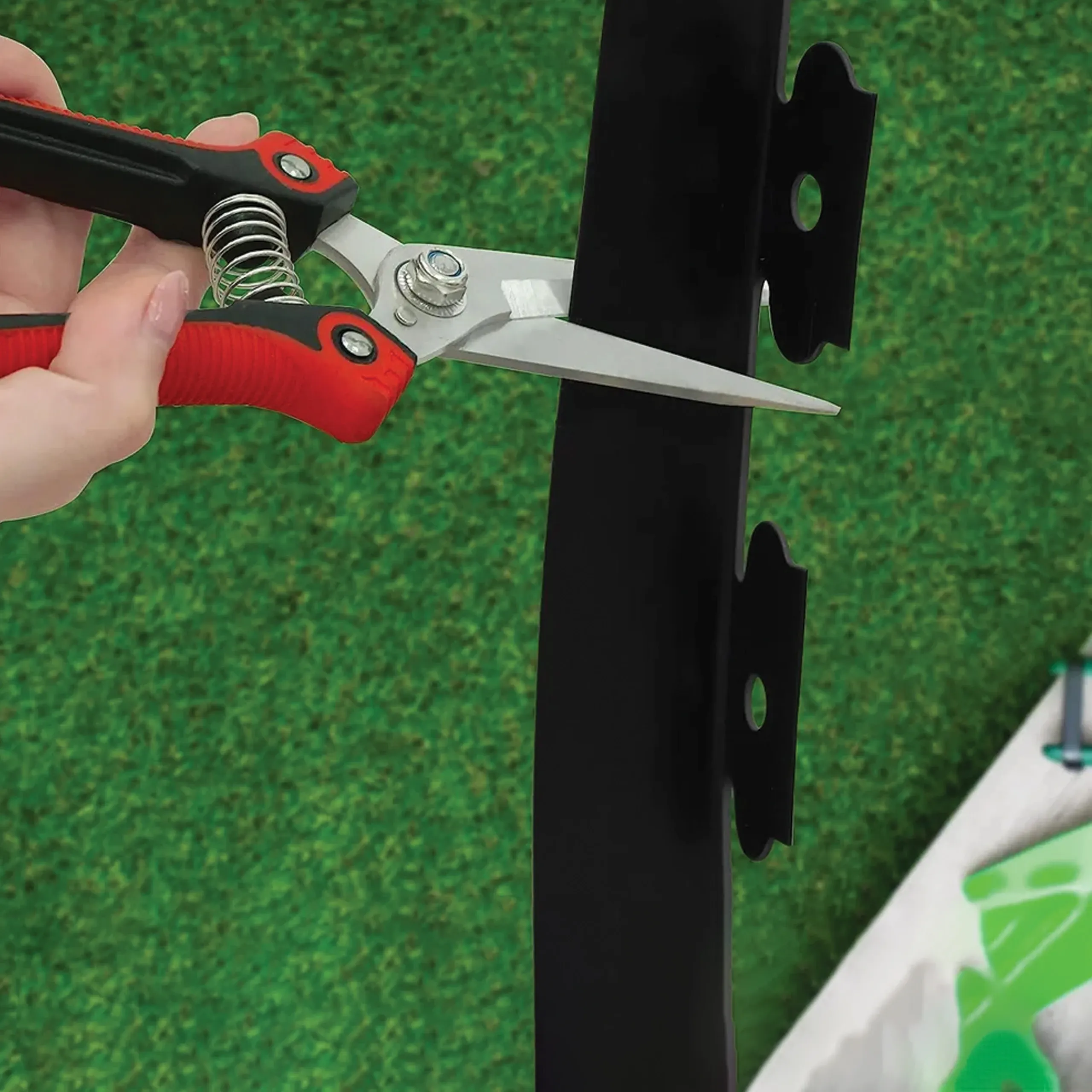 Obrzeże Trawnikowe Ogrodowe Elastyczne Czarne 6cm 20m + 60 Kotew - obrazek 16